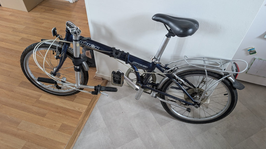 Dahon Speed D7 Folding Bike 20in Blue Aluminium, Rack, Mudguards, V-Brakes