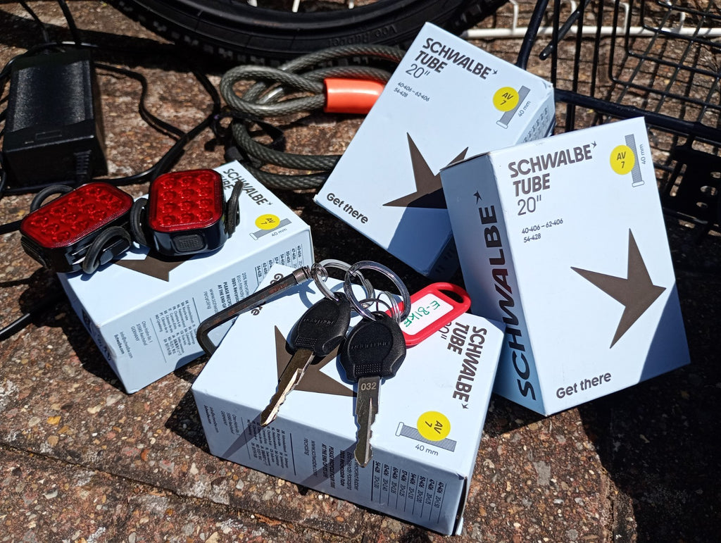 Ampere Alter Low Step Folding Bike  With Accessories