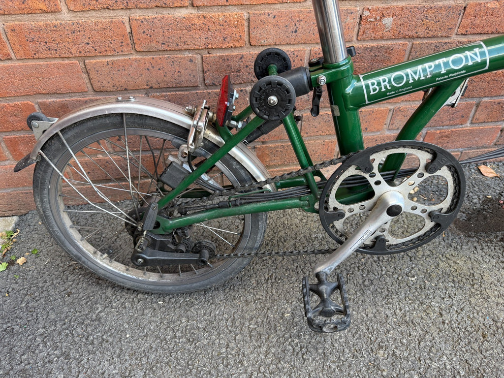 Brompton L6 (6 Speed) folding bicycle -BRITISH RACING GREEN (GOOD CONDITION)
