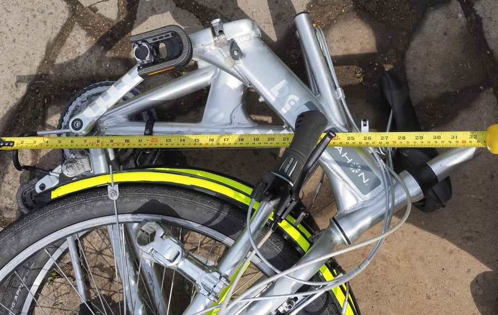Dahon Espresso Folding Bike: 26" Wheels, mudguards,  Hi-Viz extras