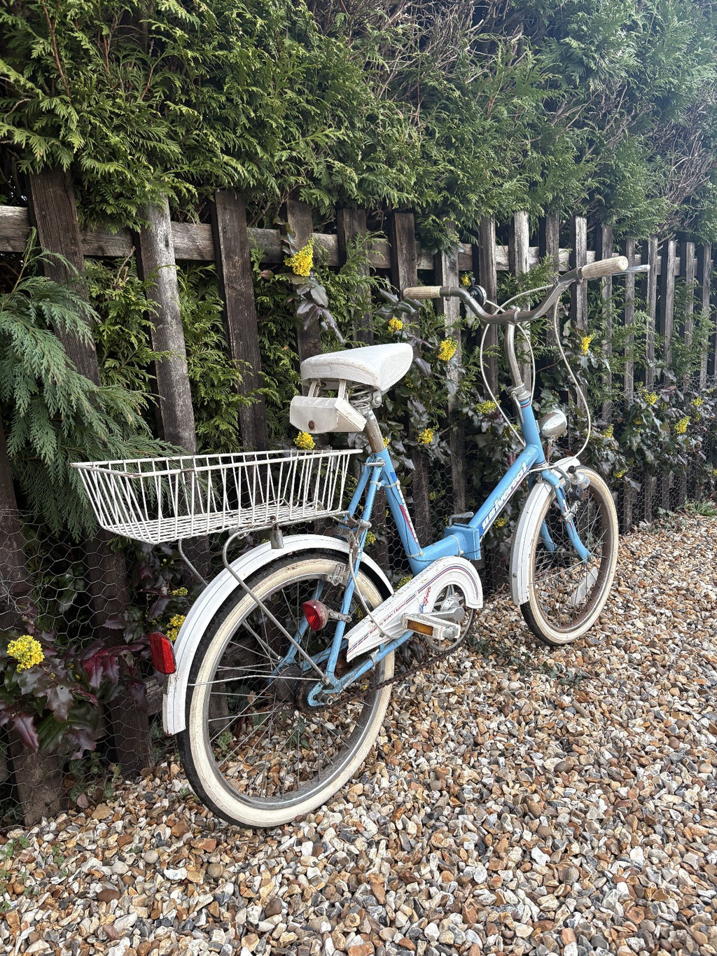 UNIVERSAL UNI SPORT SHOPPER BICYCLE BIKE - 3 SPEED SA HUB - SKY BLUE