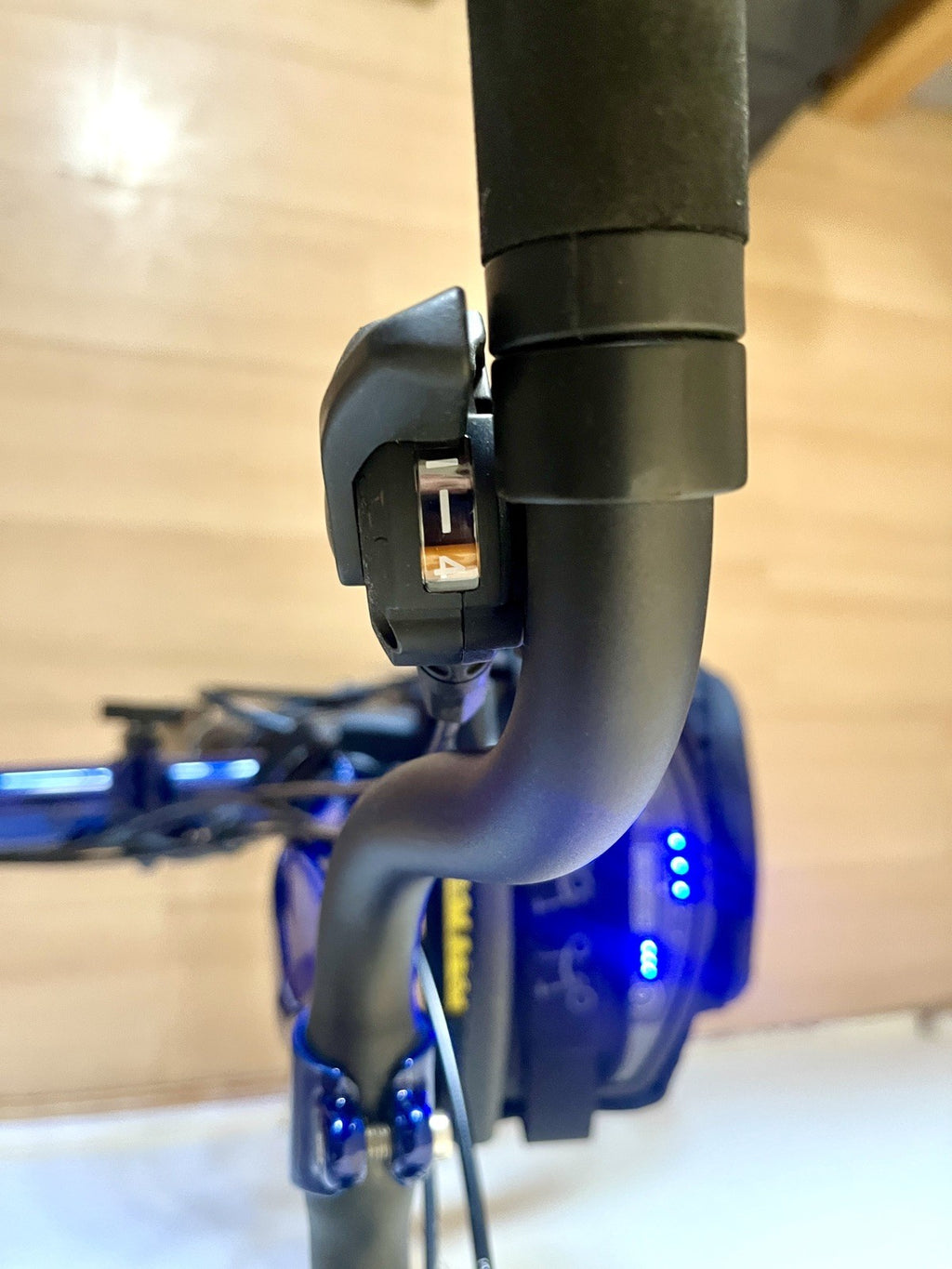 Brompton Electrc P Line 12 Speed M Folding Bike, Blue Lacquer 2025 EXC CONDITION
