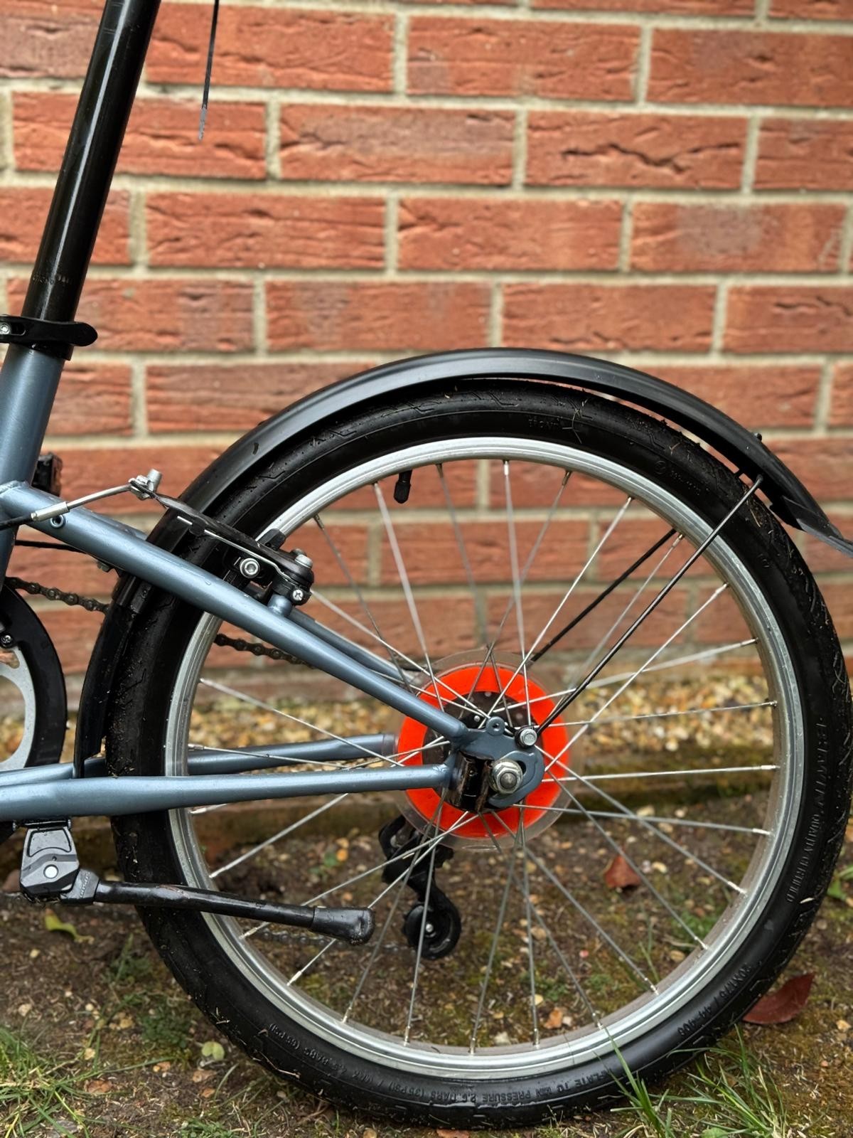 B'Twin Tilt 120 folding bike