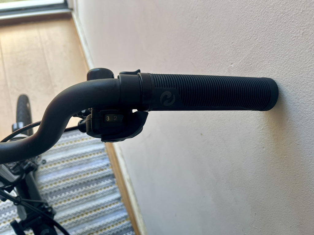 Brompton Bike 6-Speed Explore 2024, Black Mid Handlebar