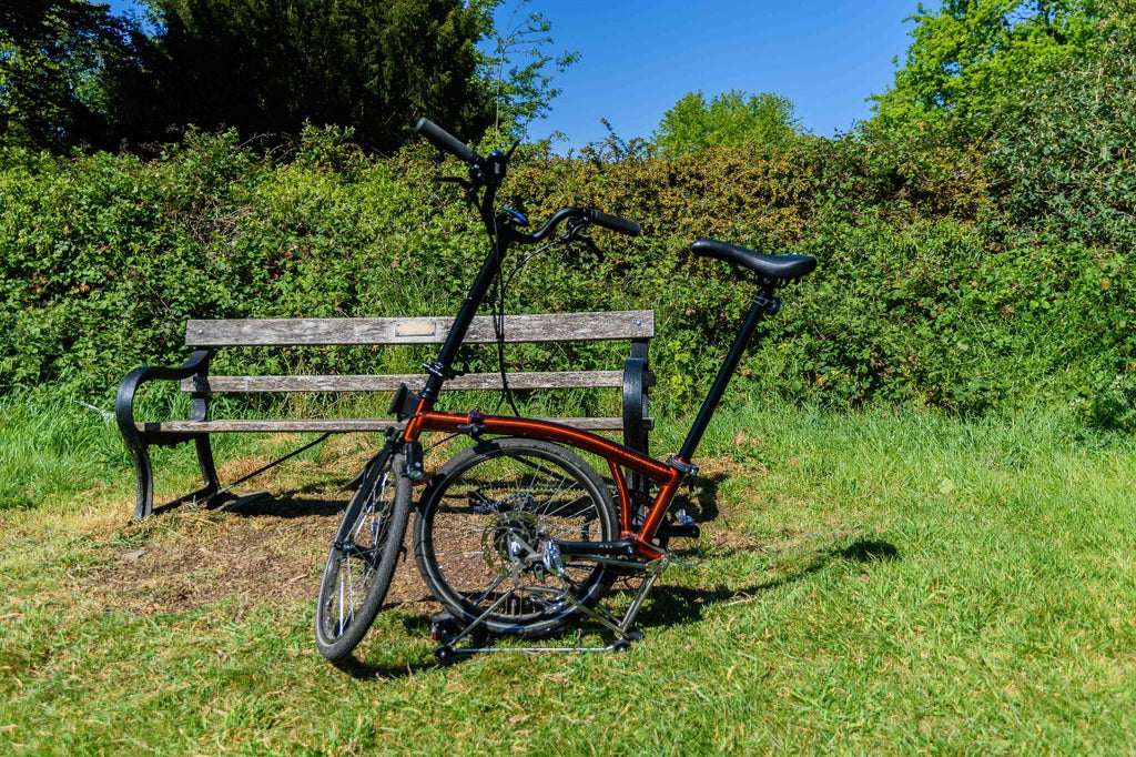 Kinetics Brompton. 20" wheels, cable disk brakes, belt drive, 11-speed Alfine