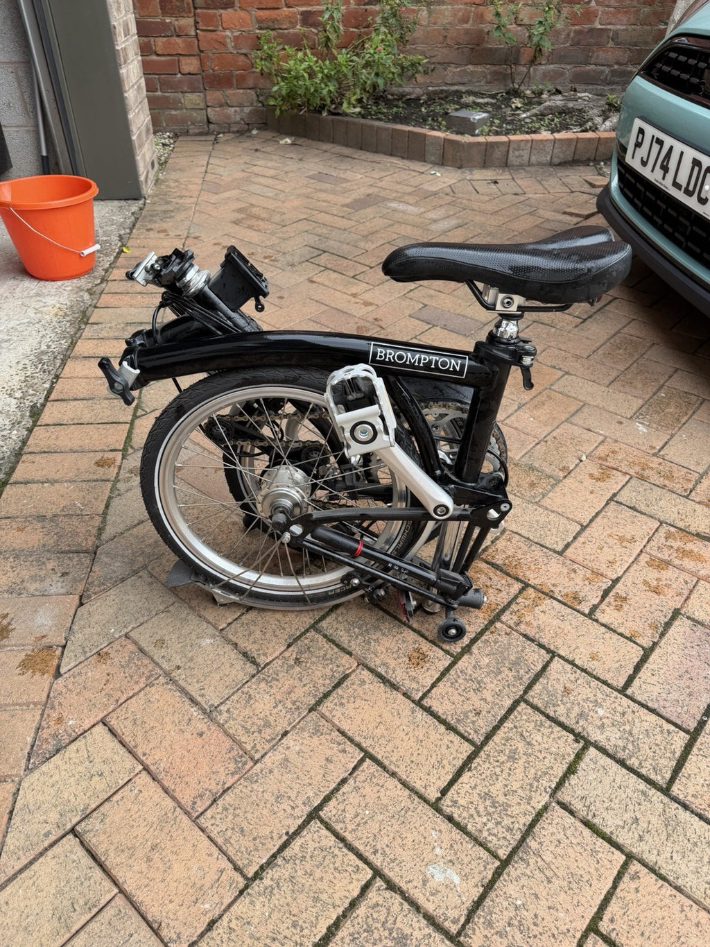 Brompton Folding Bike 6-Speed Black