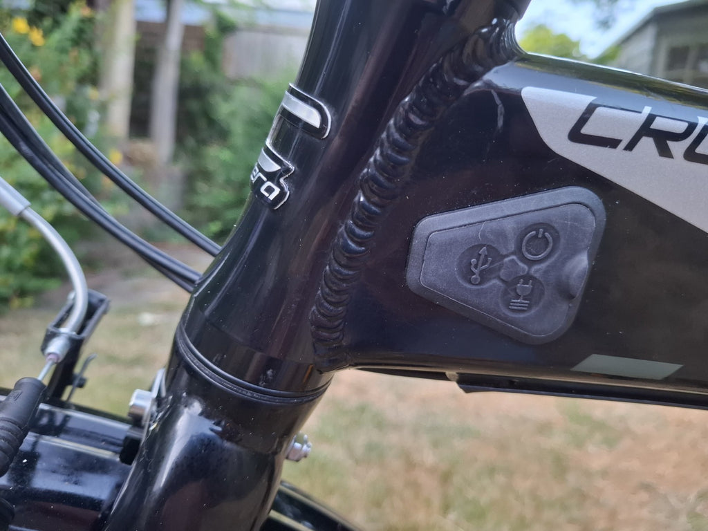 Halfords Crosscity -E Folding Bike, unused condition