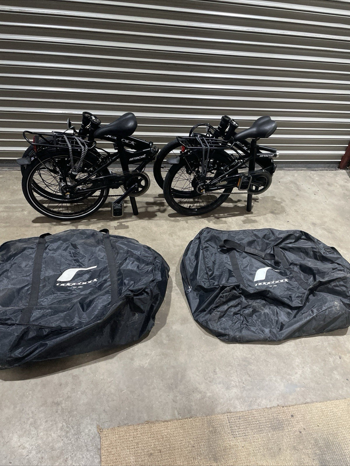 2 Ridgeback Fold Away Bicycles. 20 Wheels Excellent Condition with Carry Bags