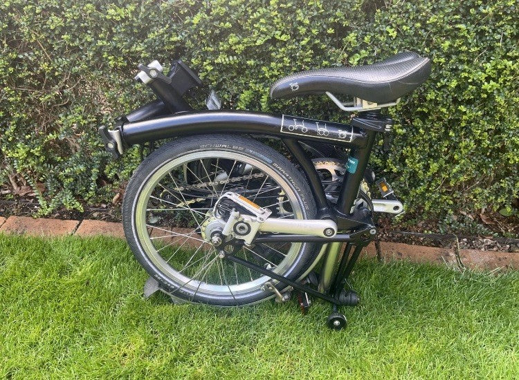 Brompton Folding Bike 6 Speed JUST HAD £238 SERVICE - Clapham Cycle