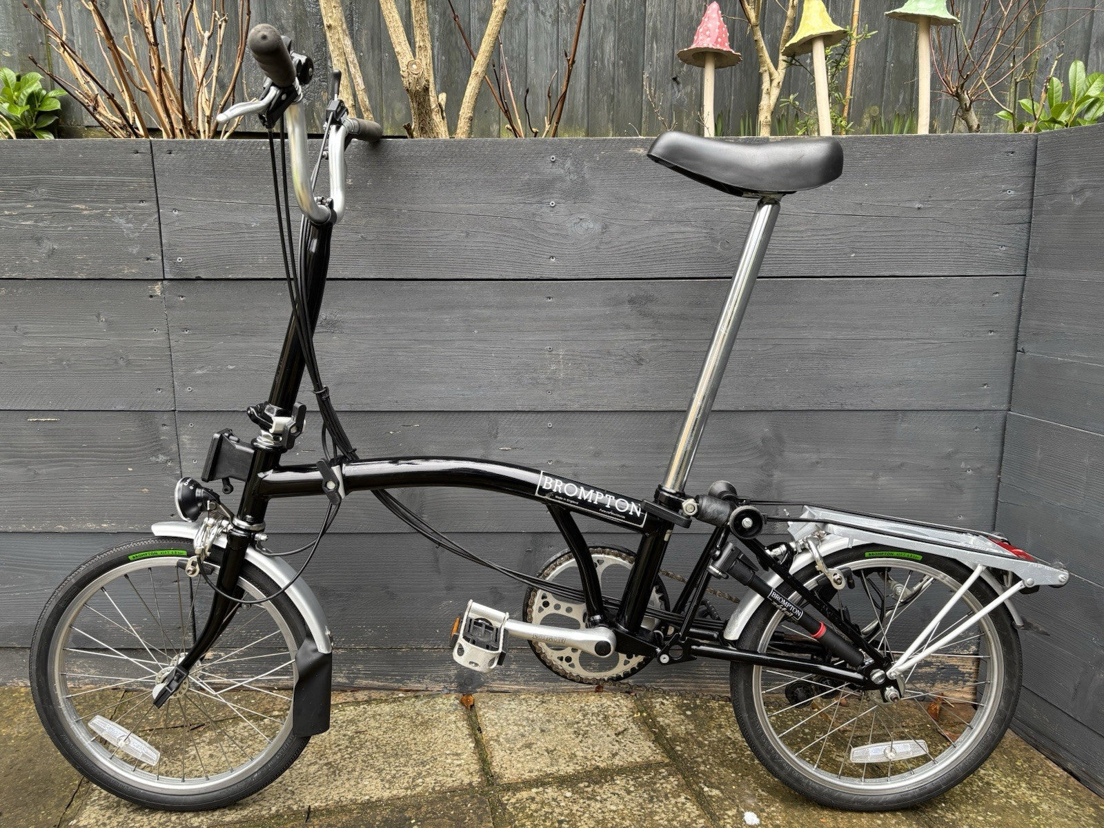 Brompton M6R / T6 / C Line folding bicycle Gloss Black - Light Leisure Use Only