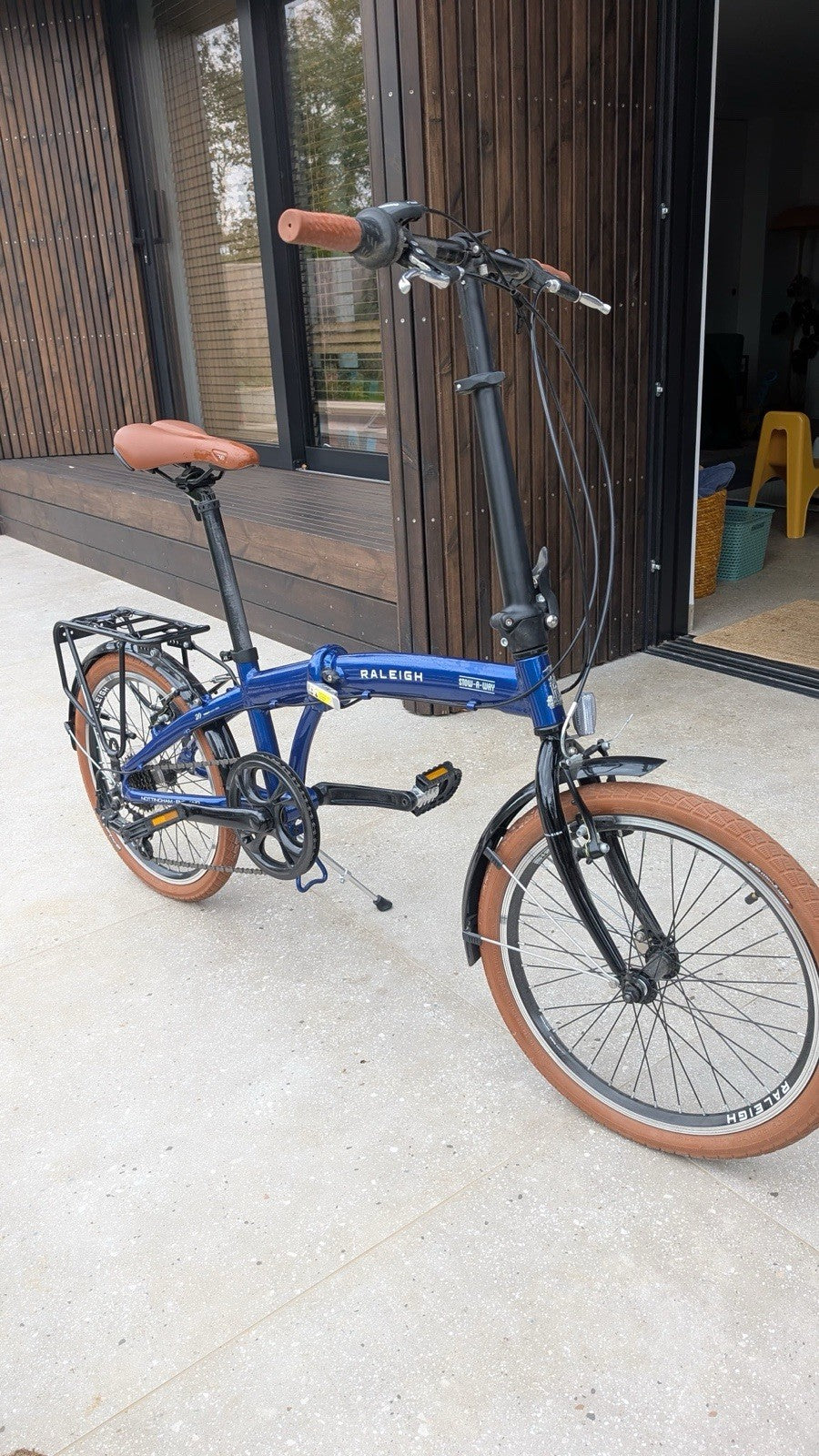 Raleigh Stowaway Folding Bike - Brand new!