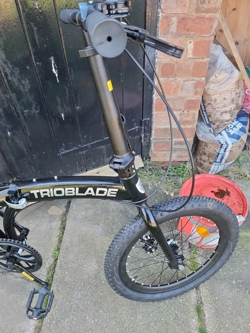 Trioblade 20” Folding Bike – Aluminum Frame, 7-Speed Shimano – New