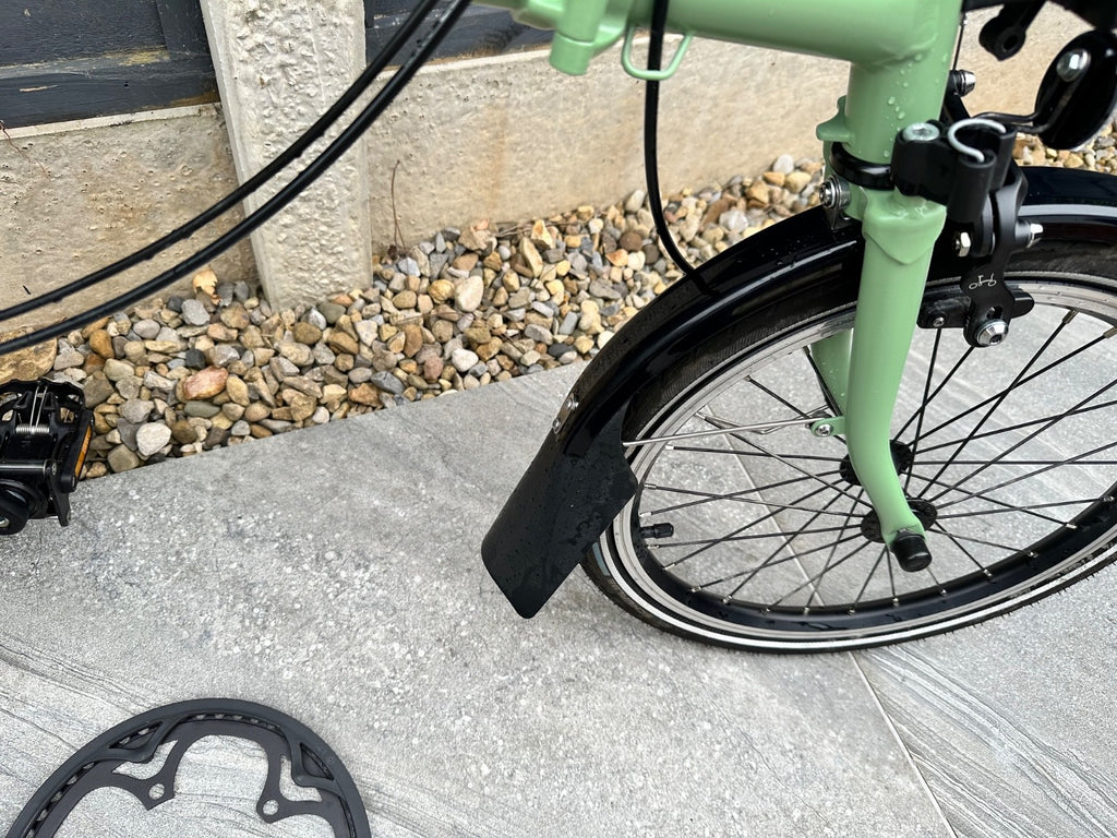Brompton C Line Urban 2 Speed 2023 Folding Bike Matcha Green With Cover