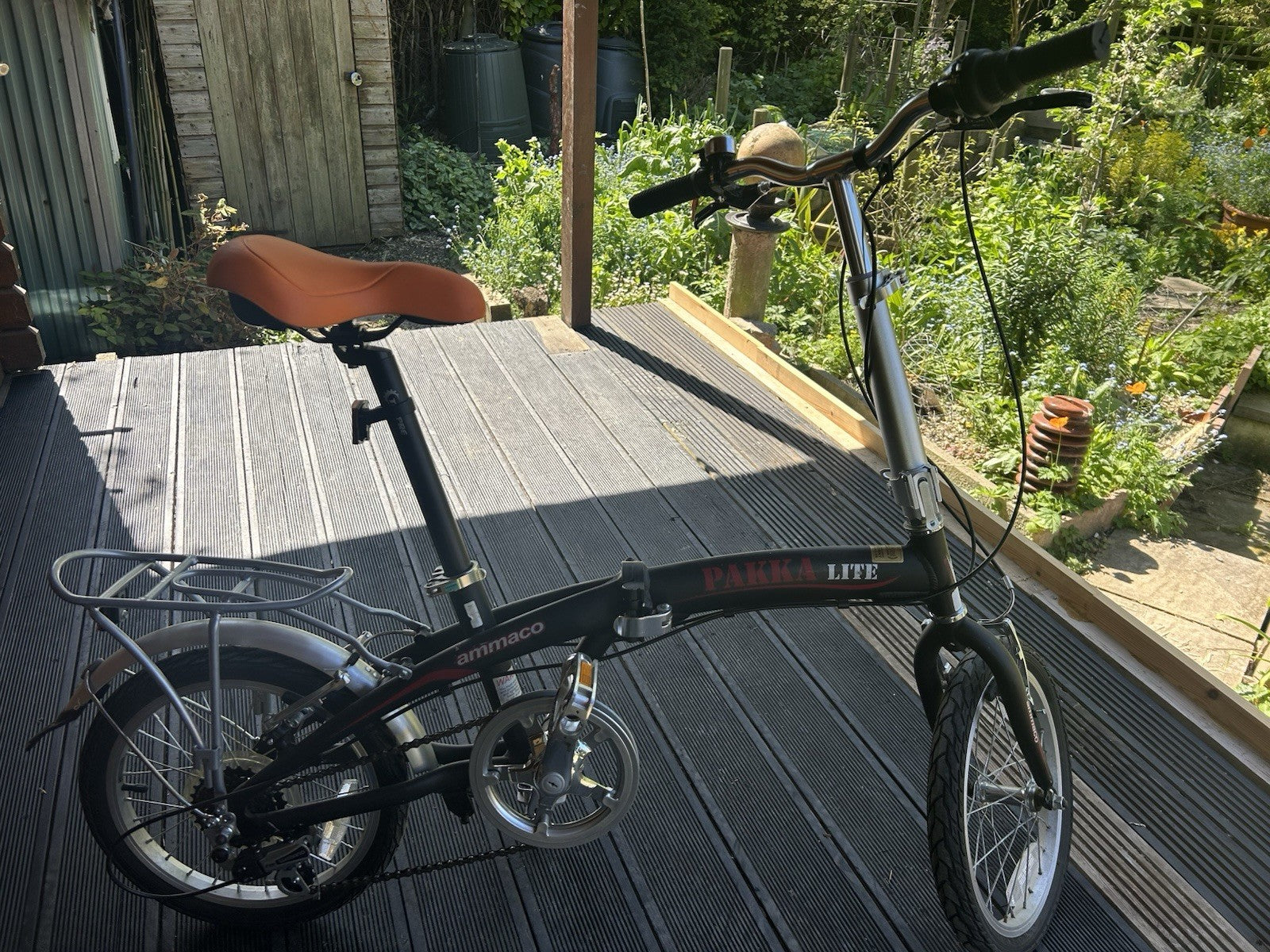 Ammaco Pakka Lite compact bike 16” Wheels