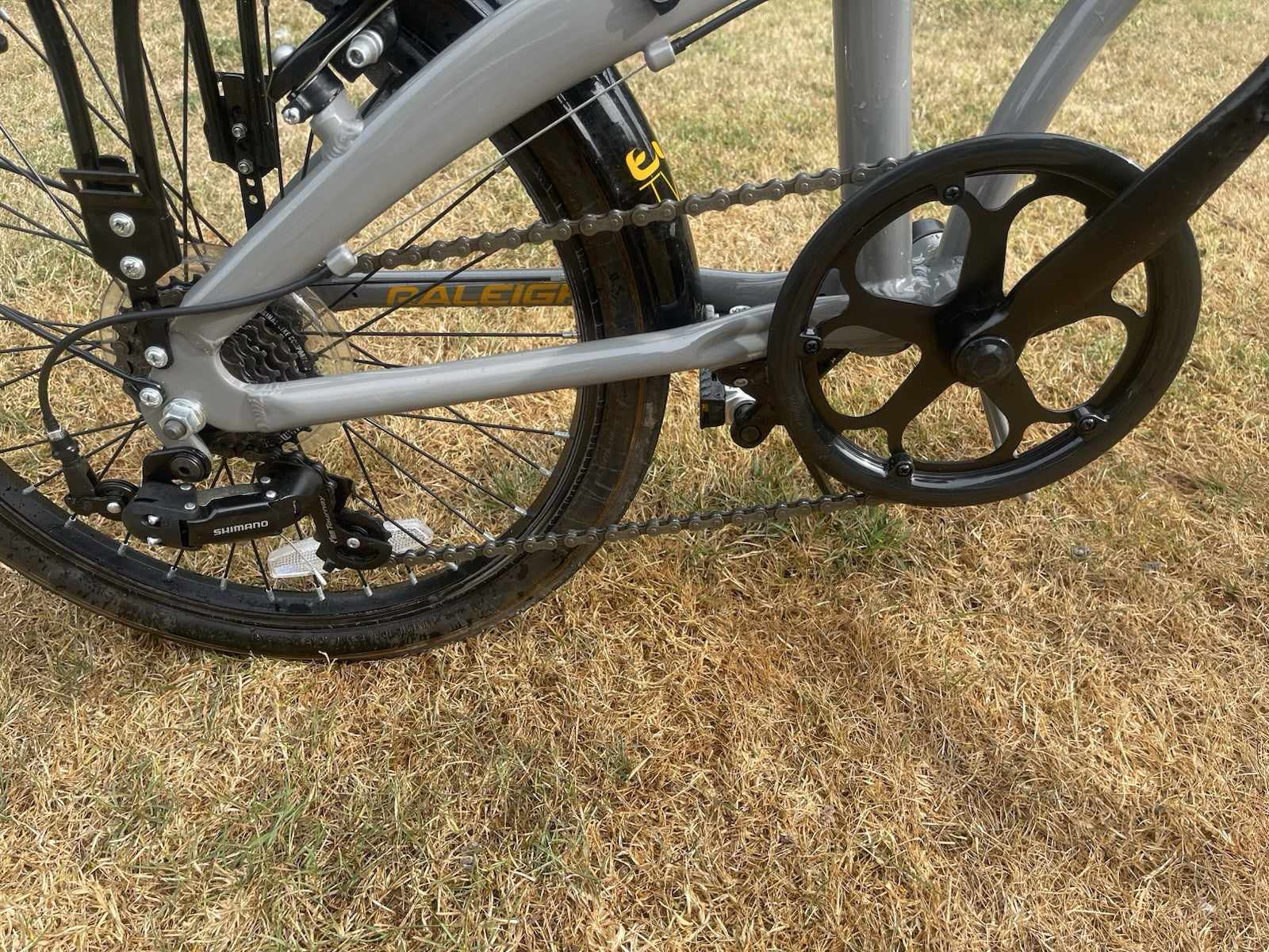 Raleigh Evo Two Folding Bike Excellent Condition Collection Only