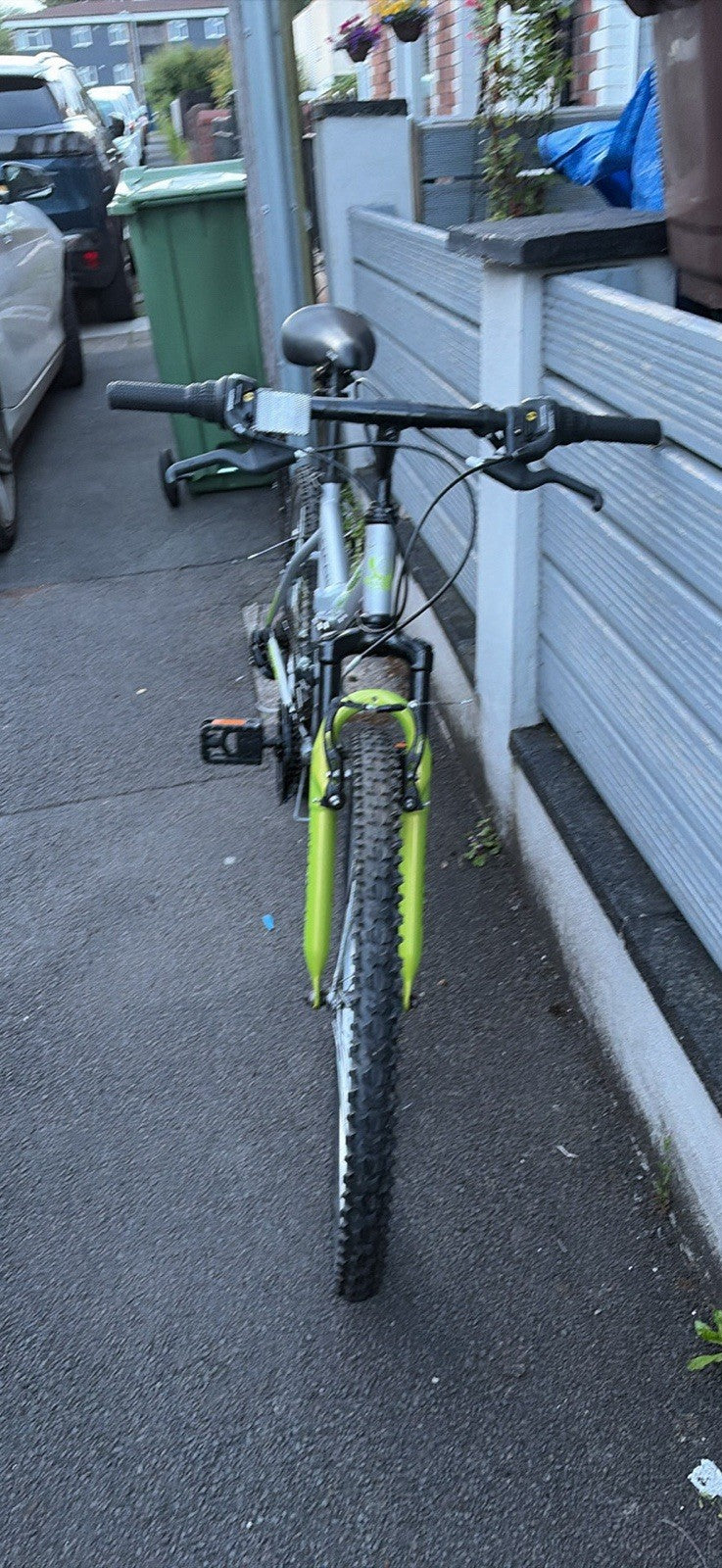Challenge Beacon Adult Folding Mountain Bike - Size 24 Inch Wheels