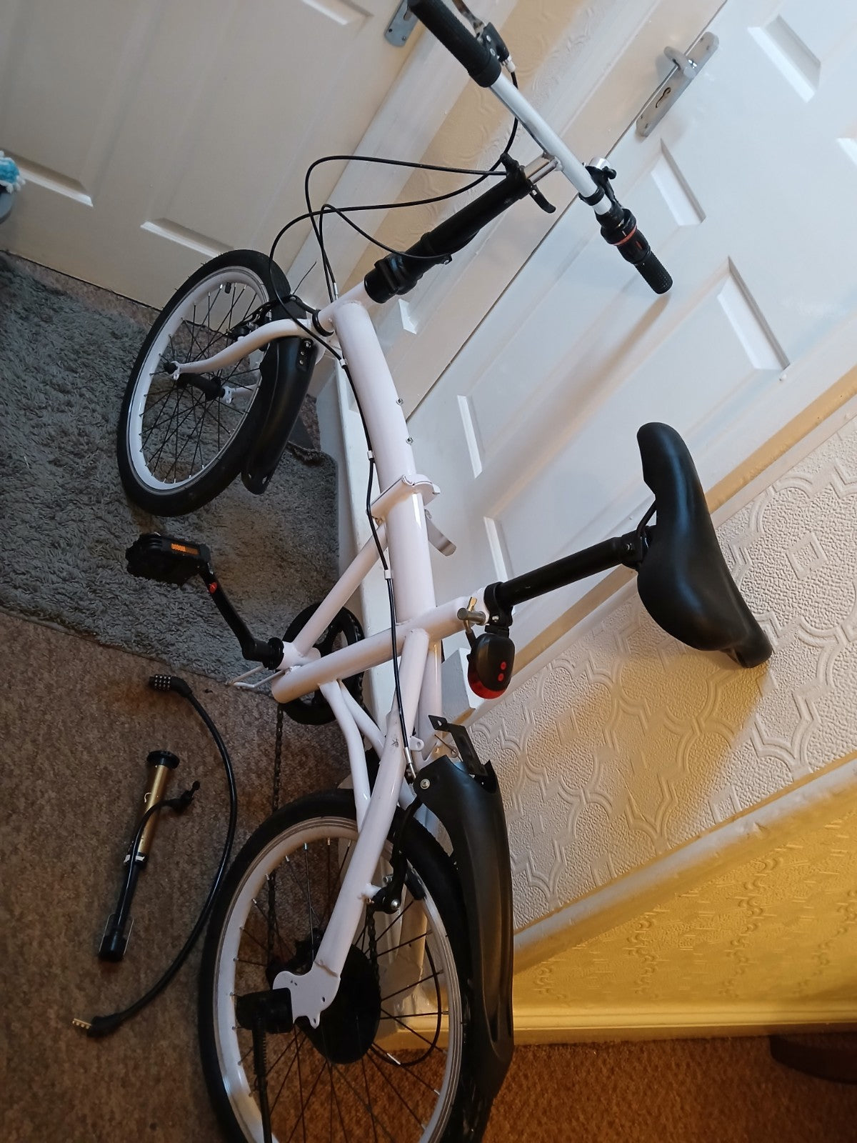 White Folding Bike Foldable City Bike for Adult 20" Commute Bicycle 6 Speed Gear