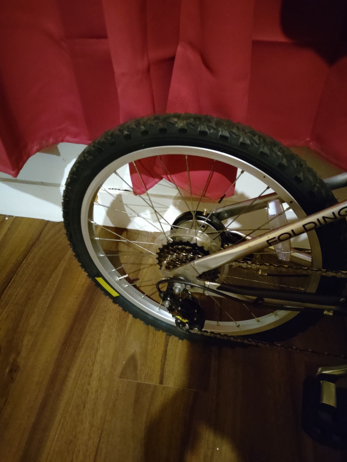 Giant  folding bicycle, very good condition.