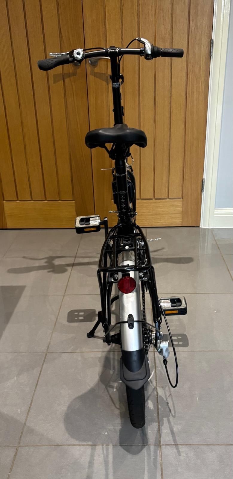 Carrera Intercity Folding Bike