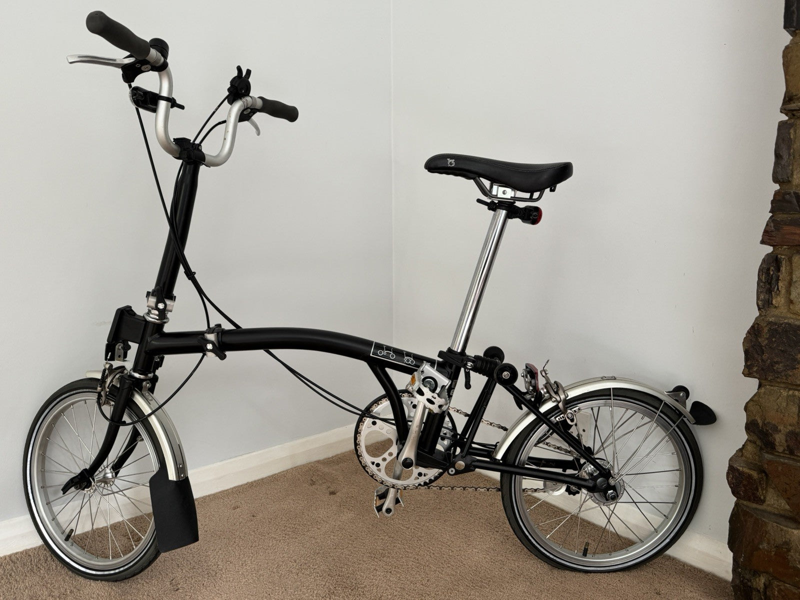 Excellent Condition Brompton Folding Bike Fully Serviced 3-Speed Black