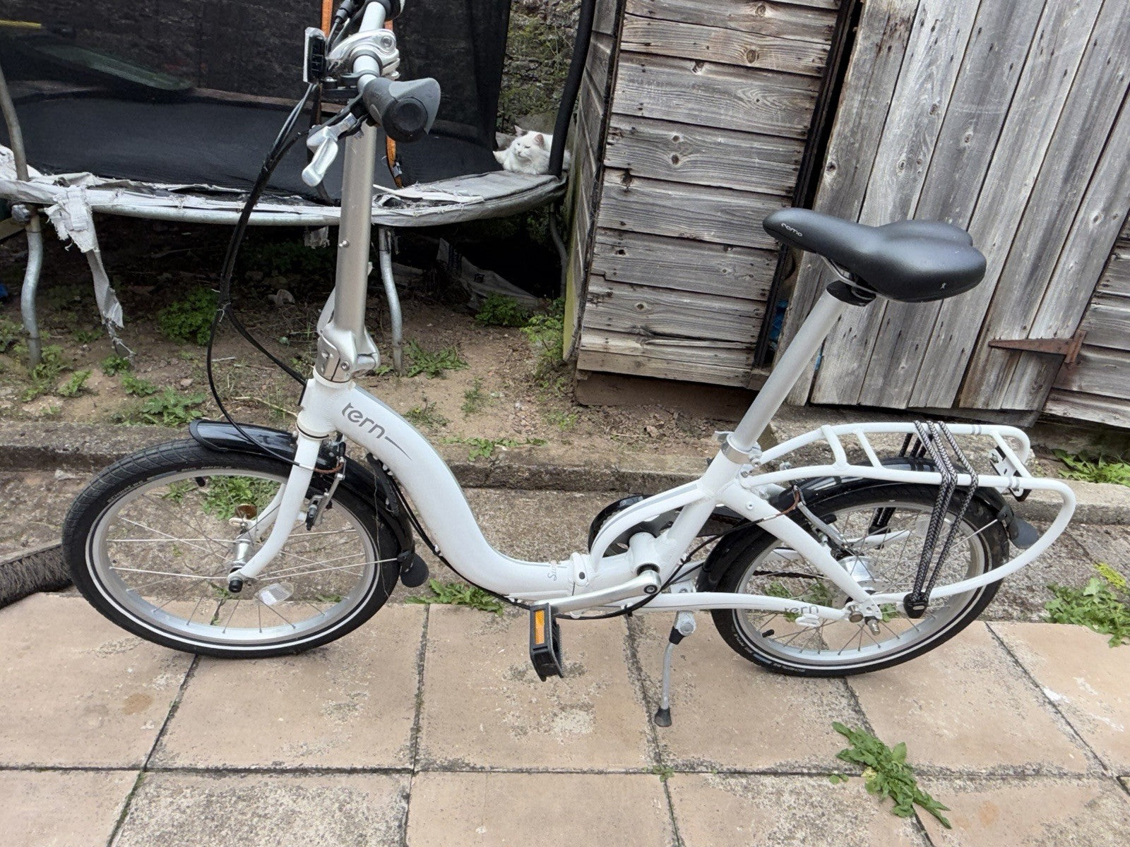 Tern Folding Bike 20in White Step-Through Flat Bar Rear Rack Mudguards