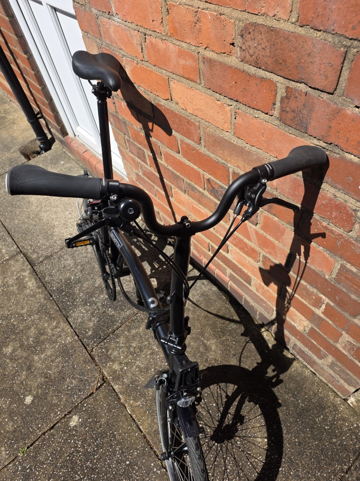 2025 Brompton 6 Speed with Front Mounting Bag. Excellent Condition
