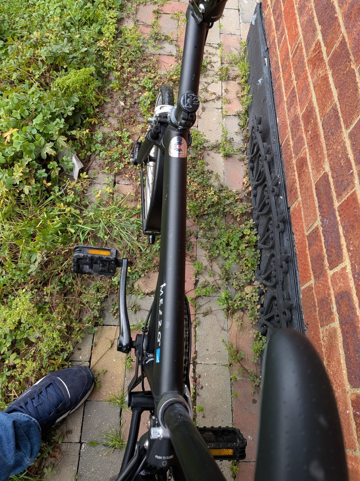 Mezzo D9 Lightweight folding Bike, Hardly Been Ridden, With Original Unused BAG