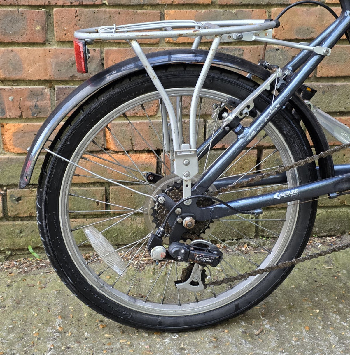 Raleigh EVO 7SP Folding Bike, Aluminum Frame, 20" Wheels, 7 Speed