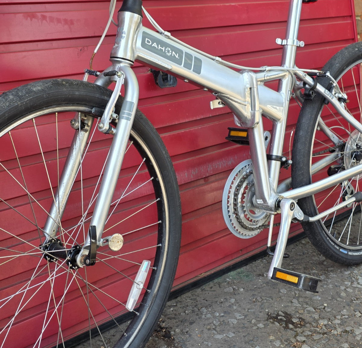 DAHON EXPRESSO FOLD UP FOLDING BIKE (42cm FRAME SIZE w/ 26" WHEELS) VG CONDITION