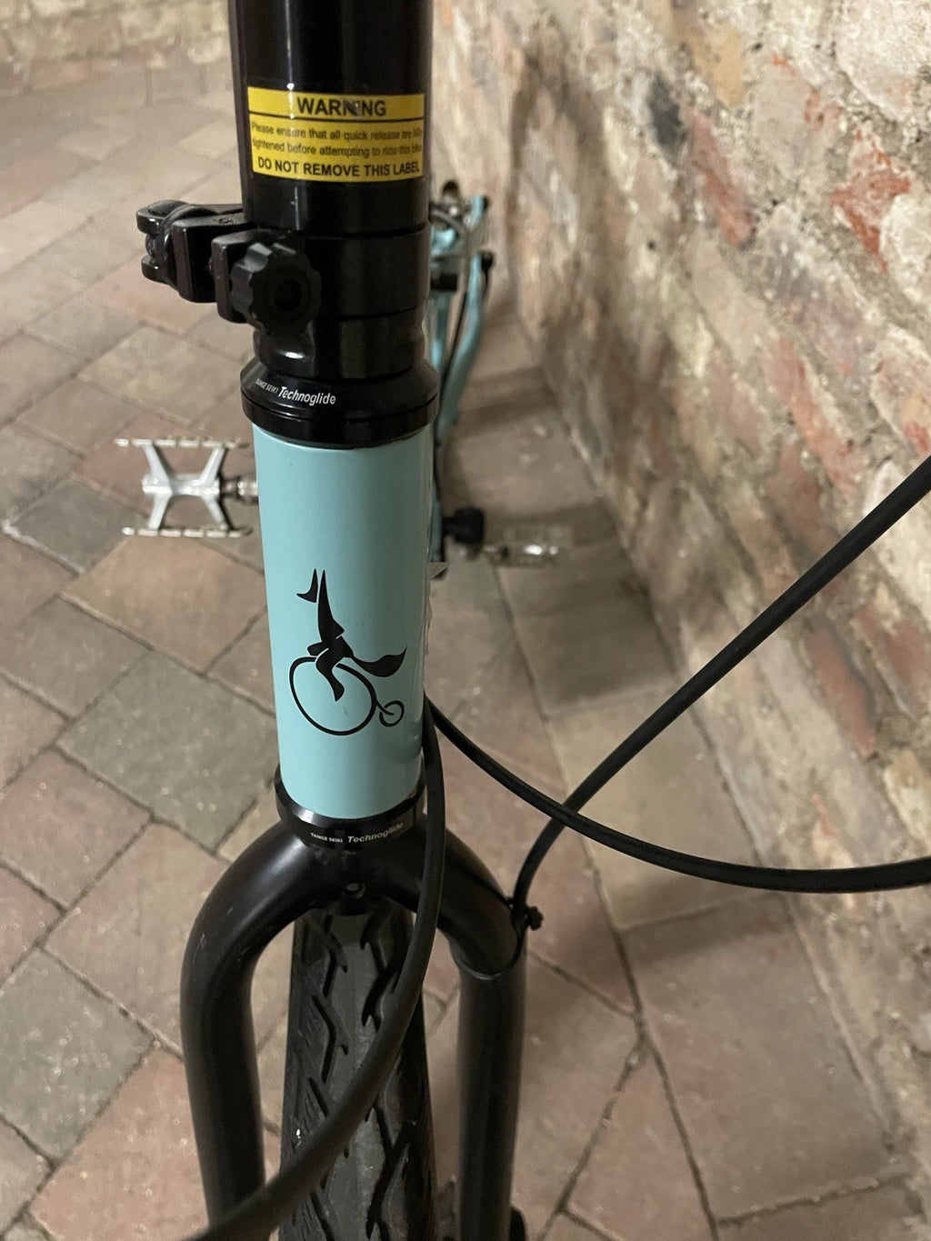Airnimal Joey 507 Sport Folding Bike in Cambridge Blue