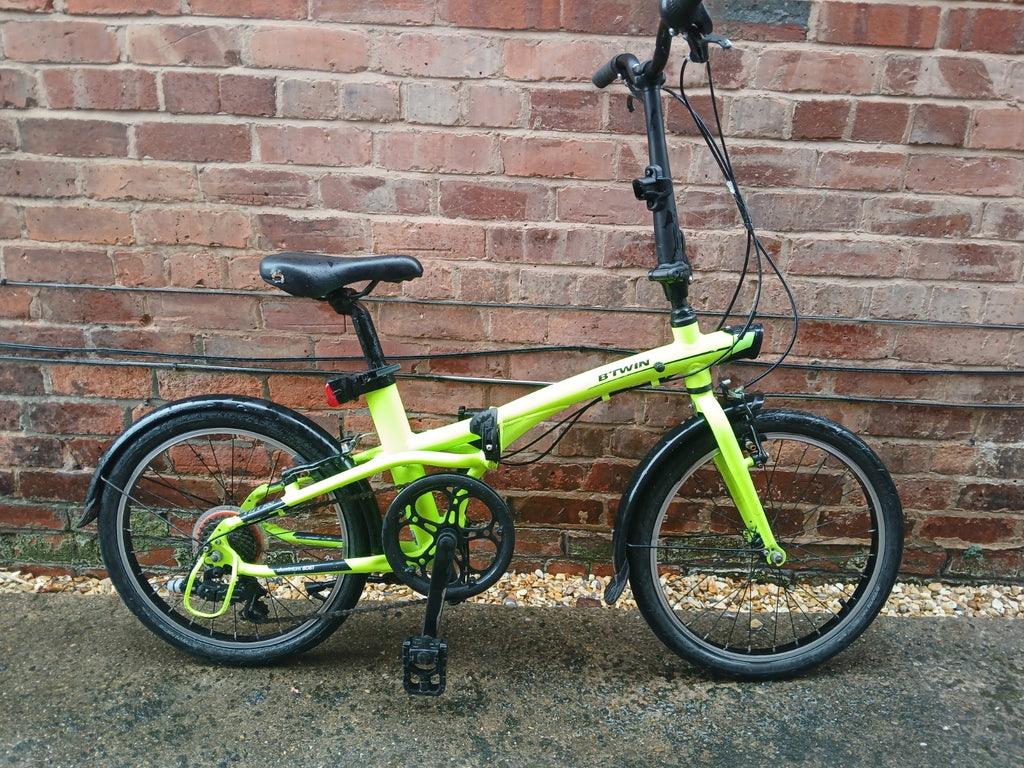 B Twin Tilt 500 Folding Bike 20 Inch Wheels 7 Speed