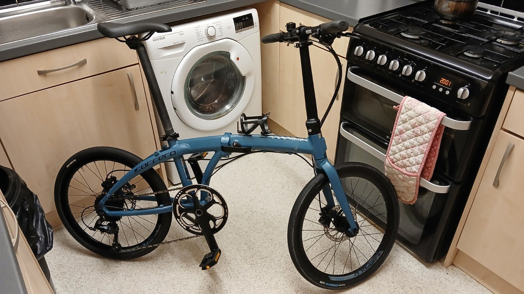 Carrera Intercity Disc 9 Folding Bicycle Blue