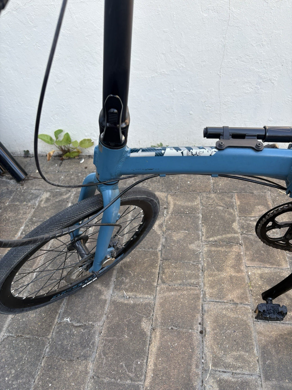Carrera Folding Bike 20in Wheels Blue/Black Mechanical Disc Brakes Kickstand