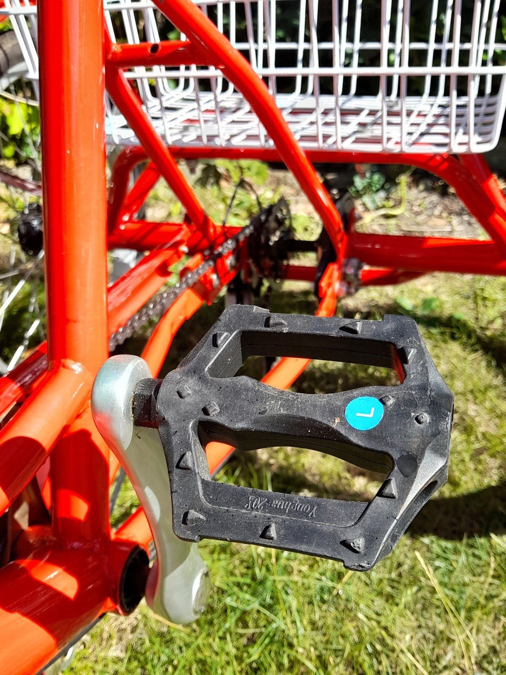 Jorvik 20” Folding Frame Trike Petite adults or children’s cargo Tricycle Red