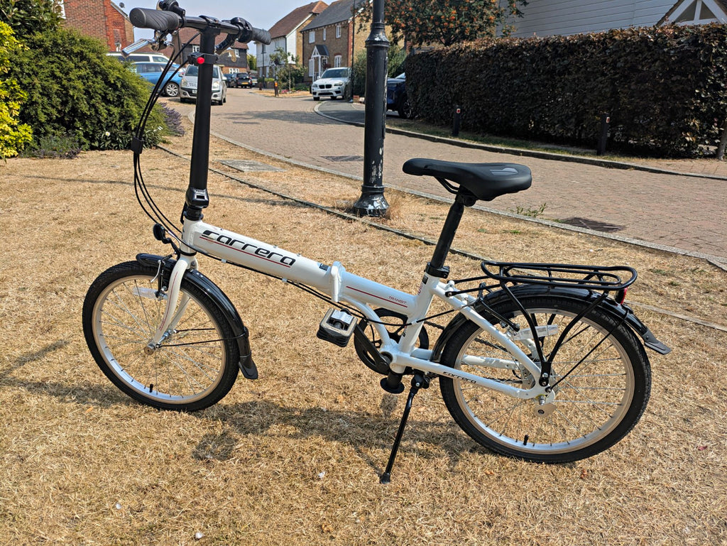 Carrera Transit Folding Bike 20in White/Black Hub Gears Rear Carrier Mudguards