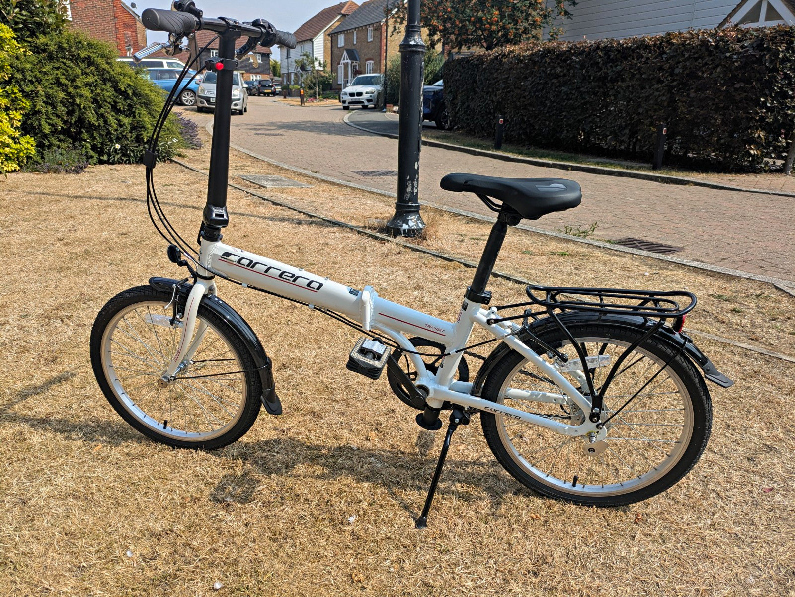 Carrera Transit Folding Bike 20in White/Black Hub Gears Rear Carrier Mudguards