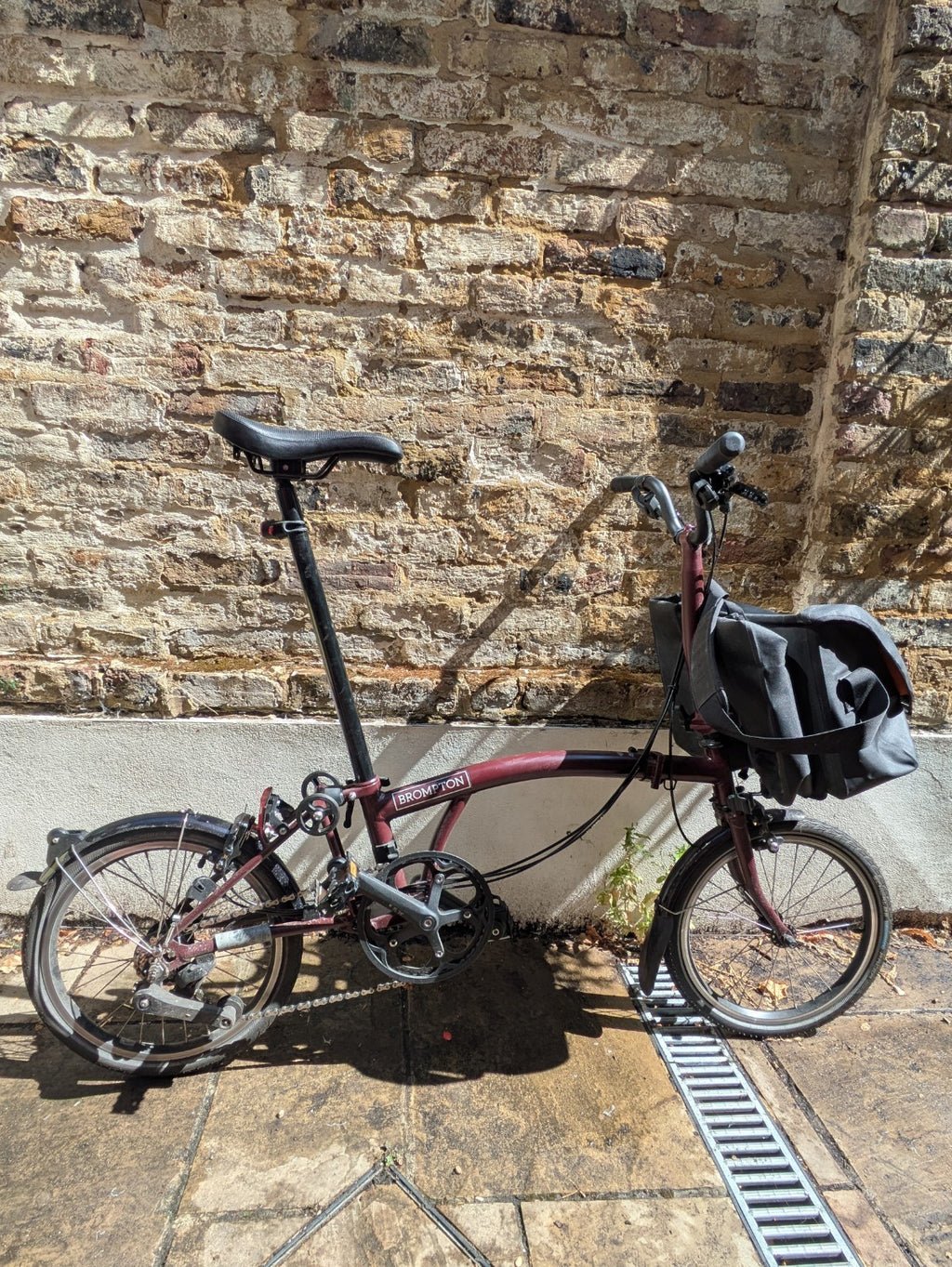 Brompton C Line 12-speed Red Plum Mid