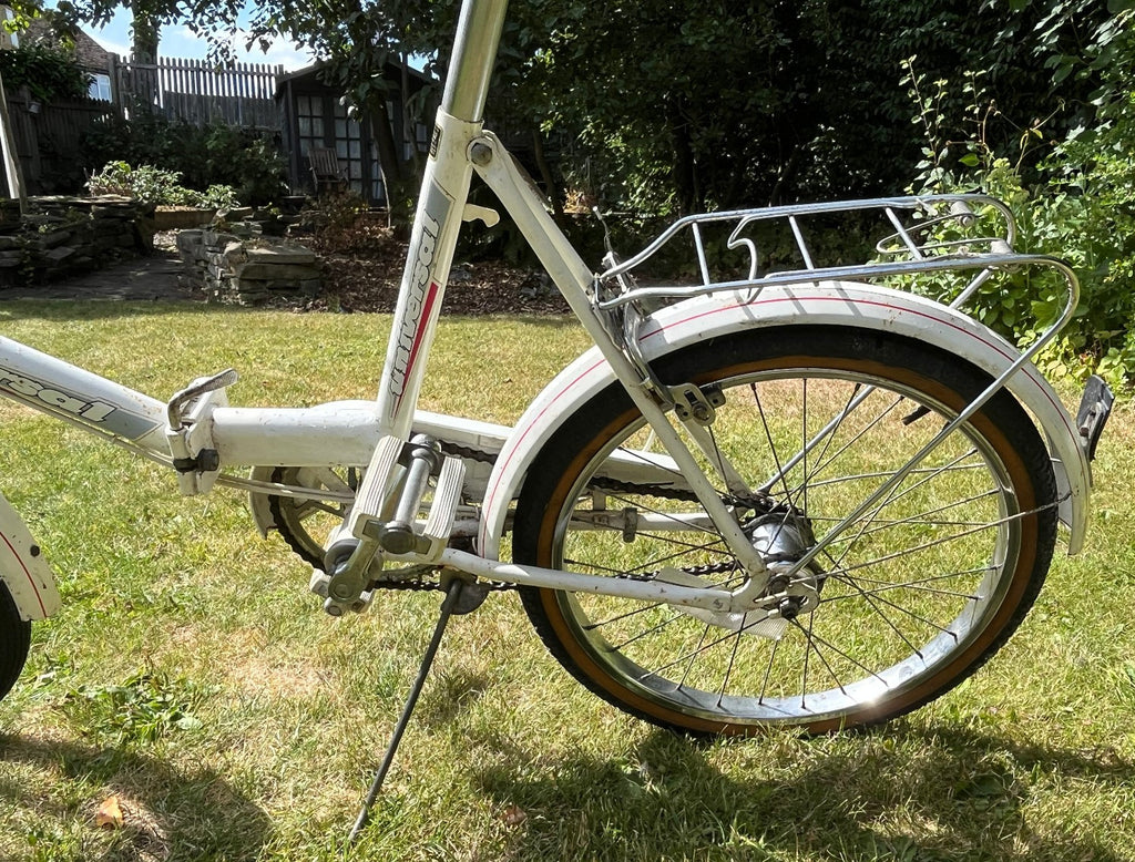 UNIVERSAL : 20" Wheel UniSport Sturmey Archer 3 Speed 1980s Vintage Folding Bike