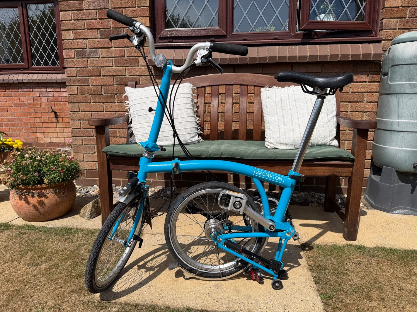 Brompton C Line M6L  (6 Speed) folding bicycle - BLUE (VERY GOOD CONDITION)