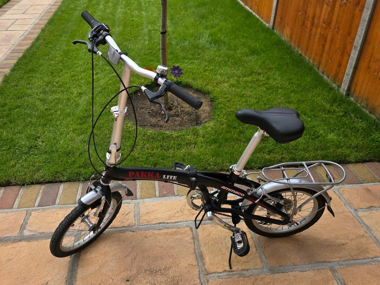 Ammaco Pakka Lite Folding Bicycle 16 Inch 6 Speed – Rear Rack – Good Condition