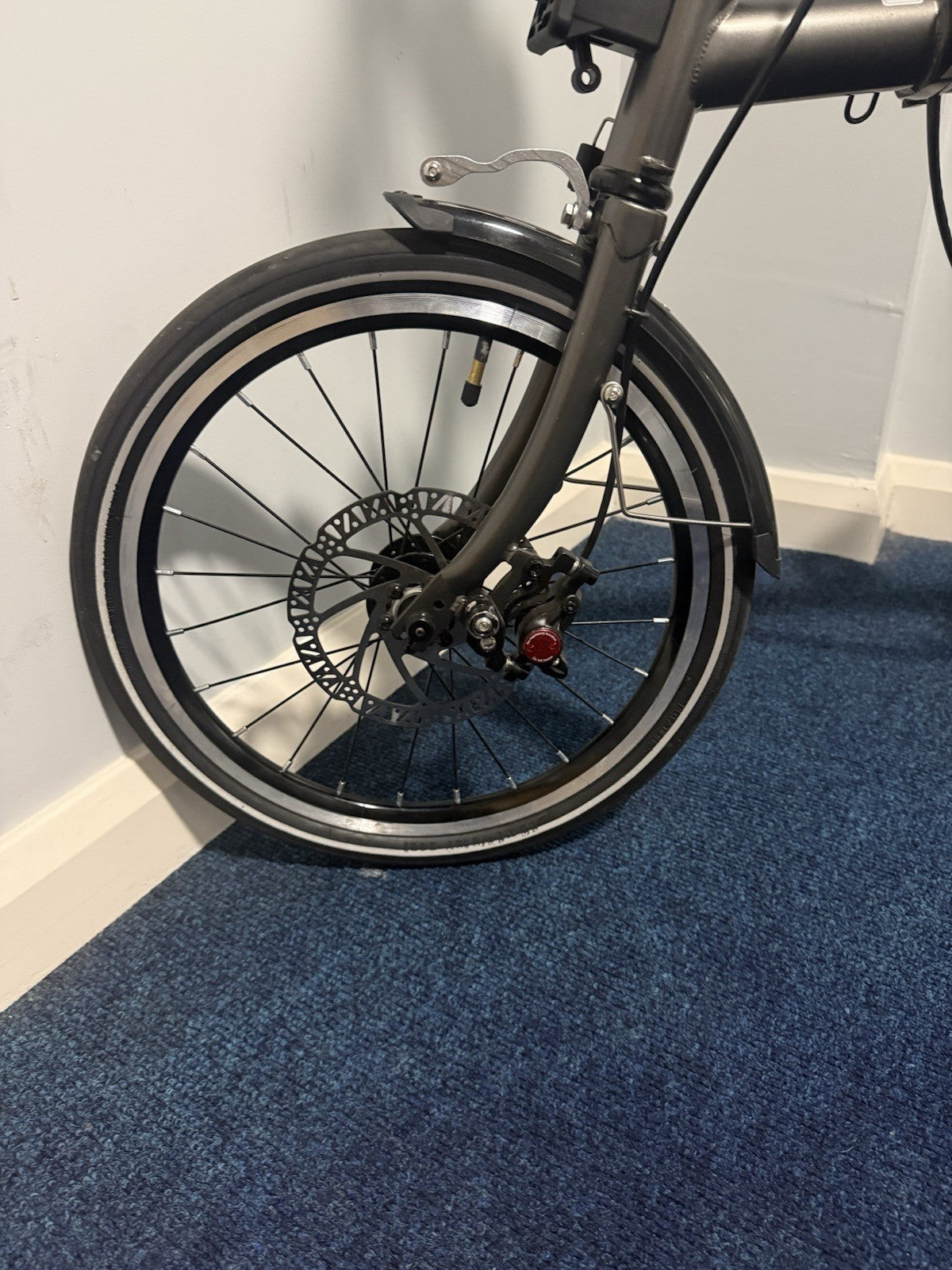 Cranston D9 Shimano Folding Bike (Excellent Condition)