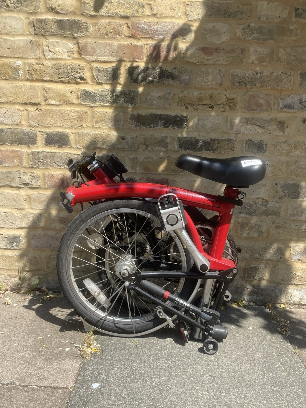 Brompton M3L Folding Bike - Red/Black