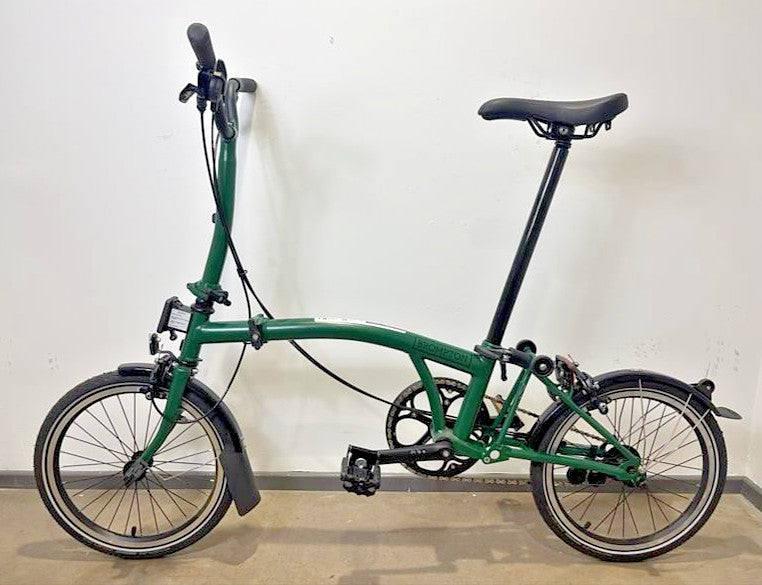 Brompton C Line 2 Speed 2023 Mid Handlebar Folding Bike - Racing Green