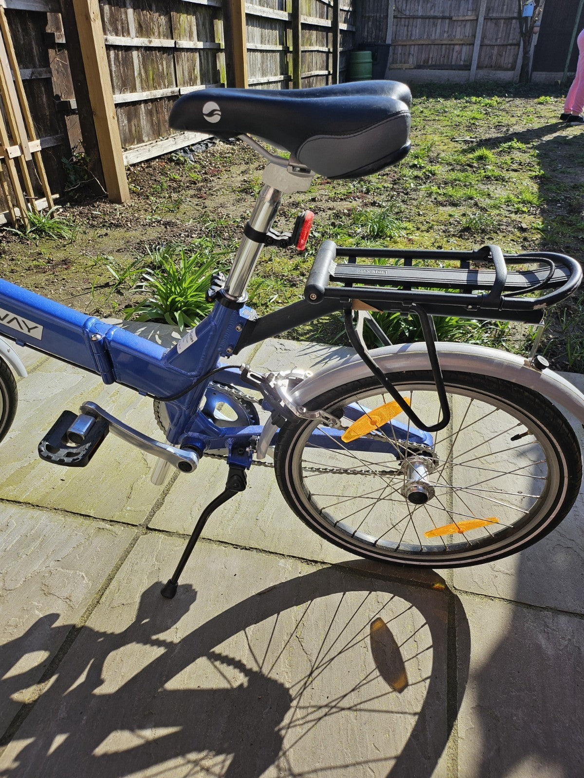 GIANT Halfway Folding Bike. 20'' wheels. 7 speed. VGC. RRP £600