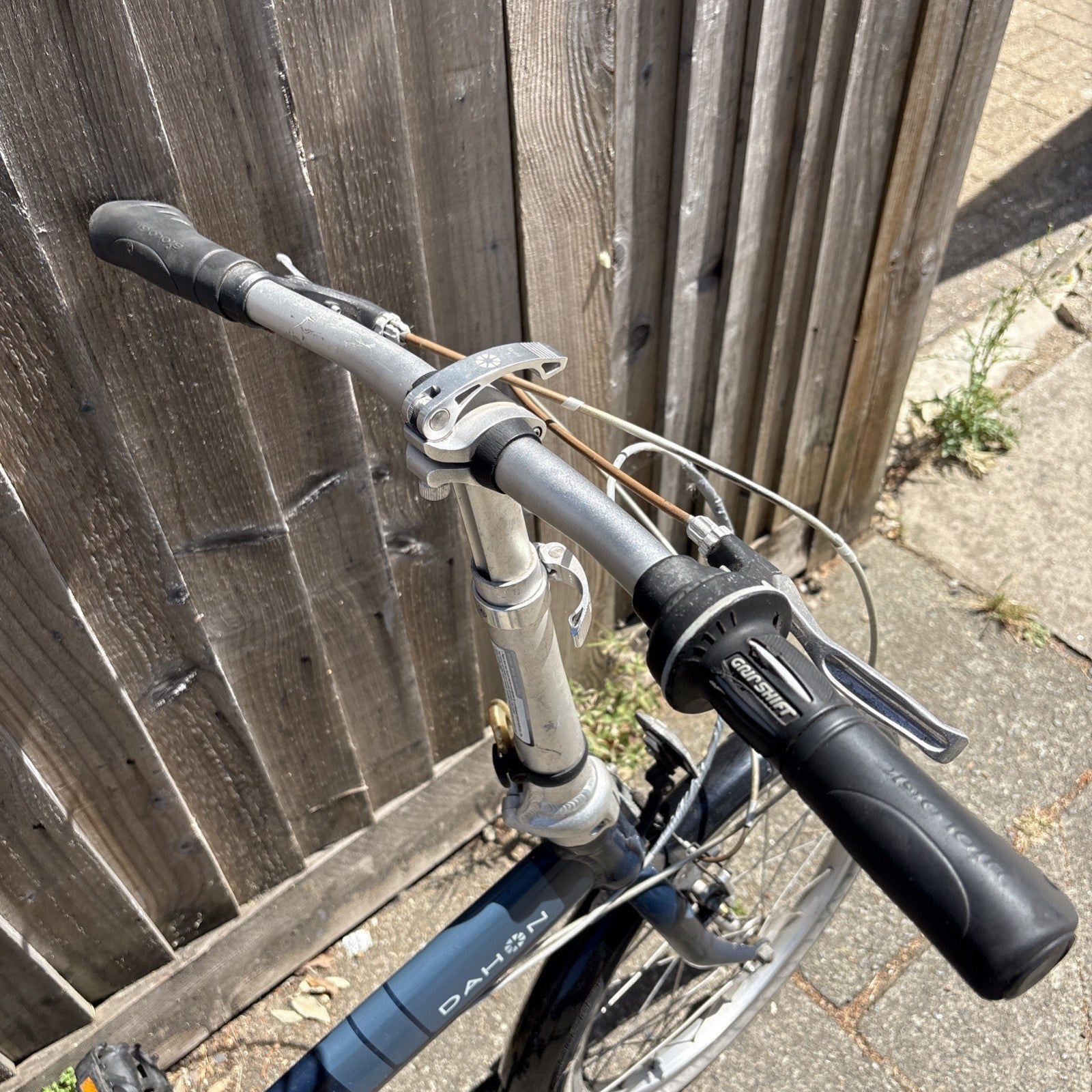 Dahon Vitesse D7 Folding Bike 20" Wheels 7-Speed Shimano Aluminium Commuter