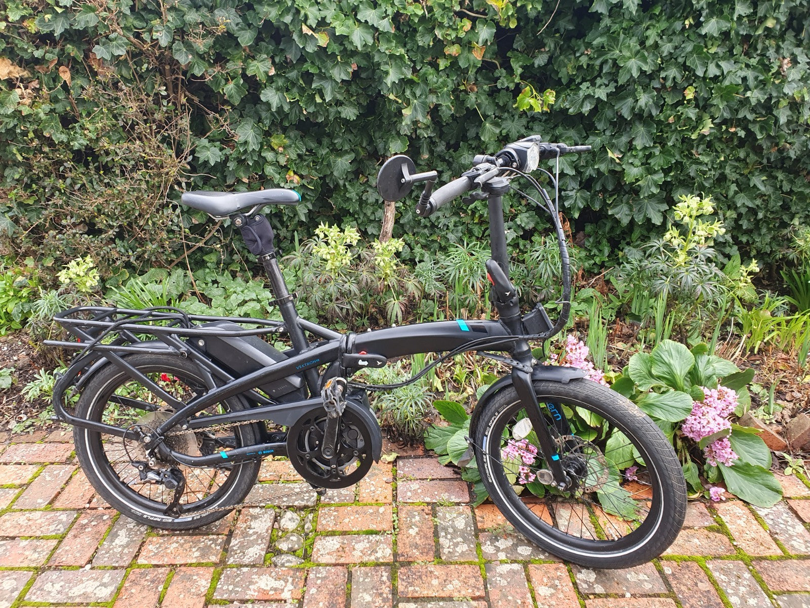 Tern Vektron S10 400 2018 model good condition