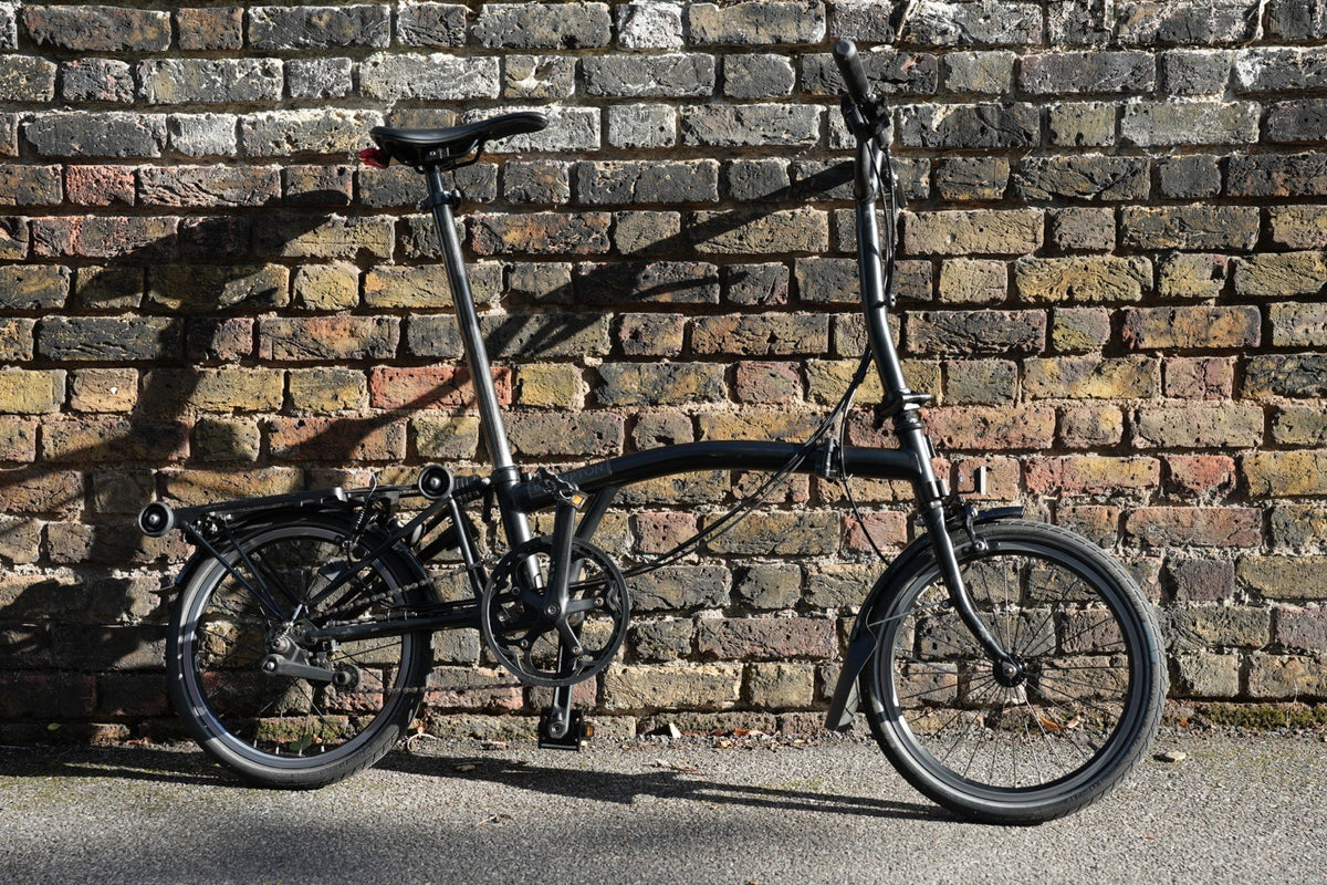 M6L Black Edition brompton folding bike with rack