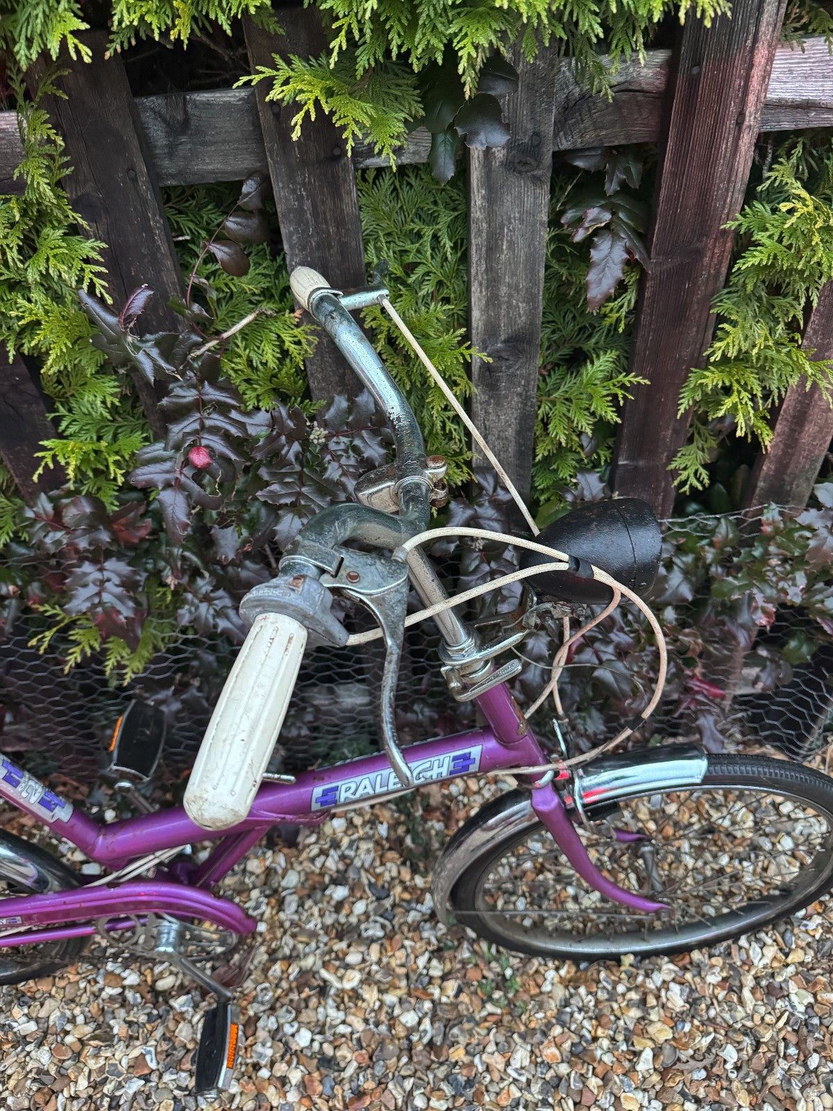 RALEIGH STOWAWAY FOLDABLE SHOPPER BICYCLE BIKE - 3 SPEED SA HUB - PURPLE