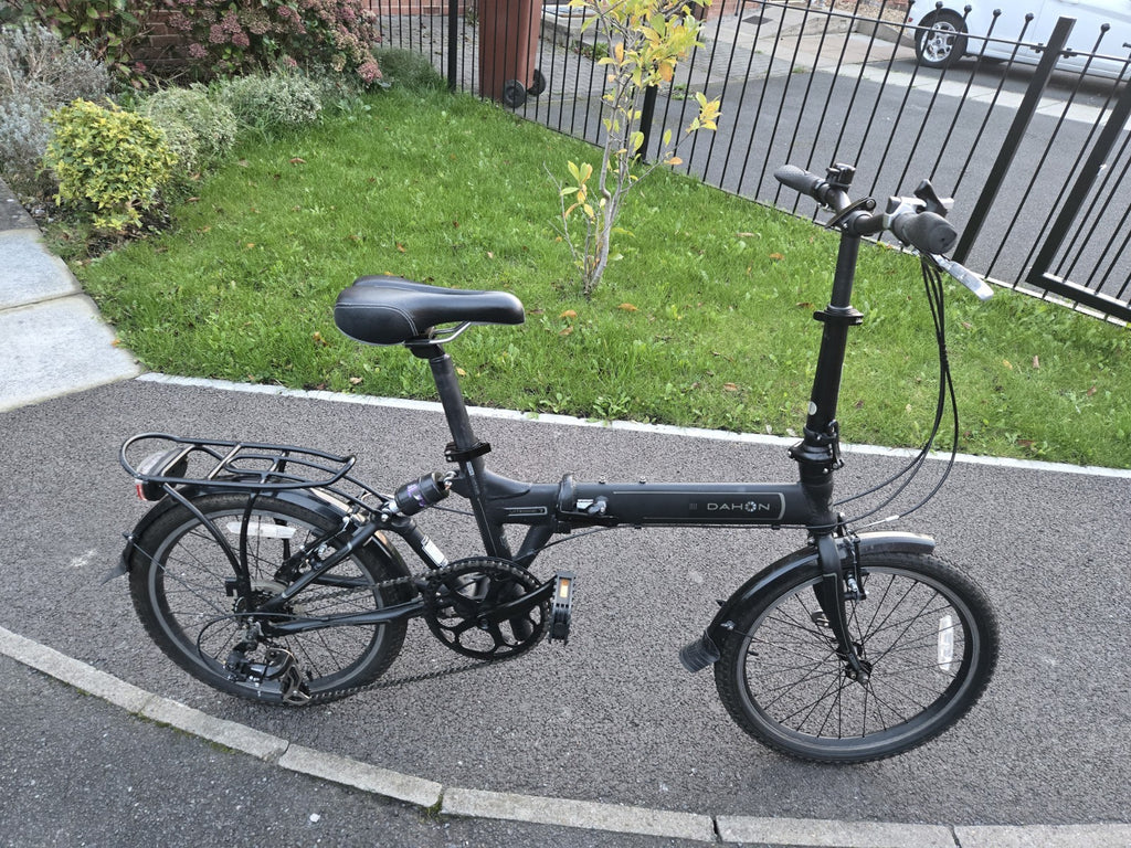 Dahon Vitesse 7 Folding Bike In Satin Black - Superb