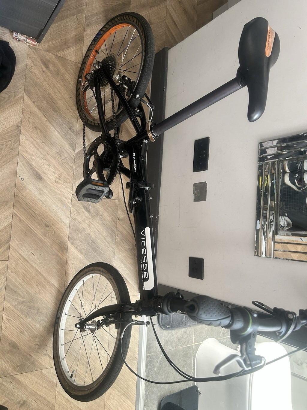 Dahon Vitesse 2013 Folding Bike 20in Black Derailleur Gears V-Brake